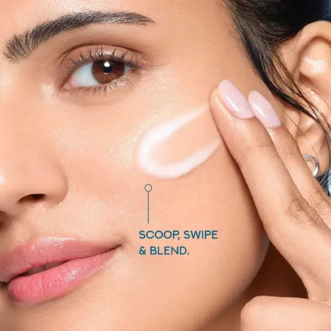 Pond’s Super Light Gel with Hyaluronic Acid + Vitamin E (25ml)